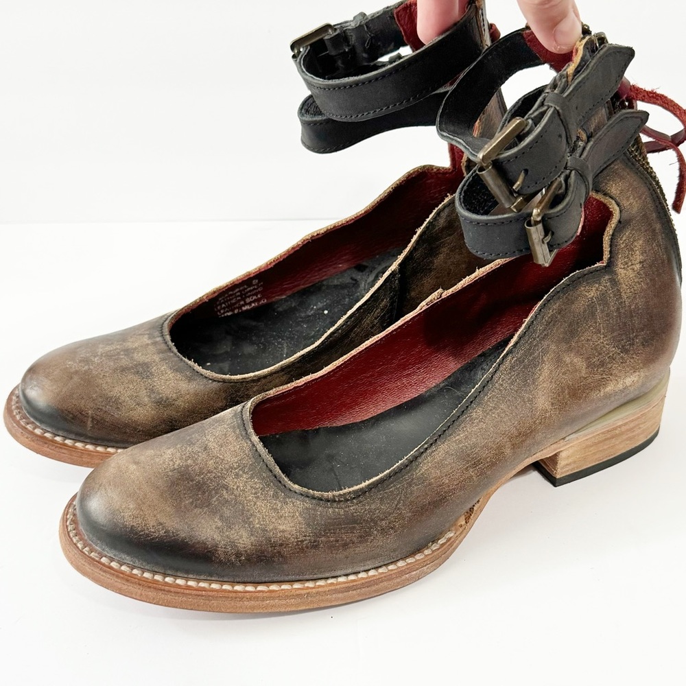 Freebird MARIBEL Women leather sandals size 9